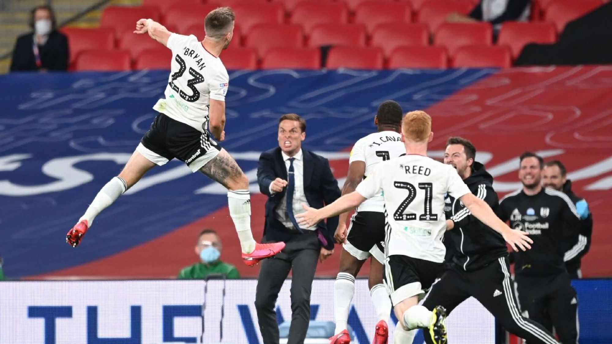 校园足球联 校园足球联